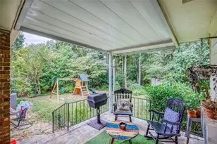 2173 Timber Ln, Snellville, GA 30078 - Photo 45