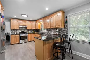 2274 Amber Woods Dr, Snellville, GA 30078 - Photo 9