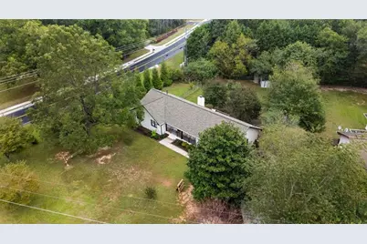 2274 Amber Woods Drive, Snellville, GA 30078 - Photo 35