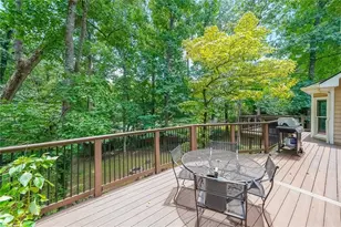 2402 Woodbridge Dr, Marietta, GA 30066 - Photo 3