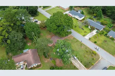 5524 Laurel Lane NW, Lilburn, GA 30047 - Photo 51