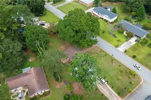 5524 Laurel Ln NW, Lilburn, GA 30047 - Photo 51