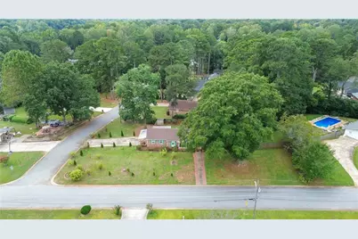 5524 Laurel Lane NW, Lilburn, GA 30047 - Photo 47