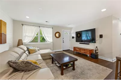 551 Lyle Drive SE, Marietta, GA 30067 - Photo 3