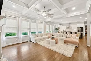 3998 Commodore Dr, Atlanta, GA 30341 - Photo 9