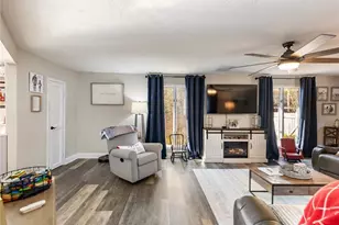 45 Lakepoint Dr, Dawsonville, GA 30534 - Photo 5