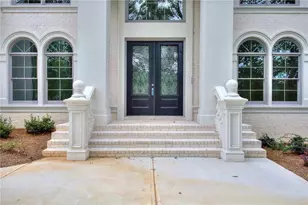 2010 Fontainbleau Dr, Conyers, GA 30094 - Photo 3