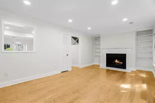 232 Peachtree Hollow Ct, Sandy Springs, GA 30328 - Photo 13