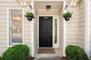 232 Peachtree Hollow Ct, Sandy Springs, GA 30328 - Photo 31