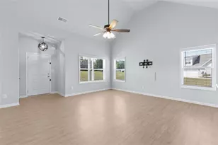 1117 Birchwood Dr, Griffin, GA 30224 - Photo 7