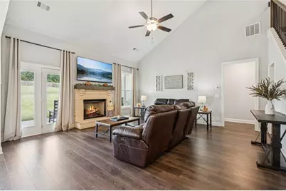 131 Wallace Drive, Winder, GA 30680 - Photo 9