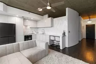3324 Peachtree Rd NE, Atlanta, GA 30326 - Photo 1