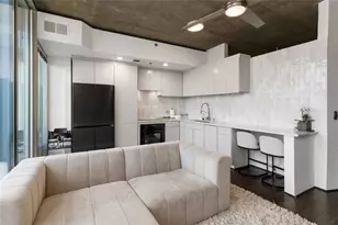 3324 Peachtree Rd NE, Atlanta, GA 30326 - Photo 11