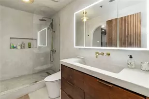 3324 Peachtree Rd NE, Atlanta, GA 30326 - Photo 21