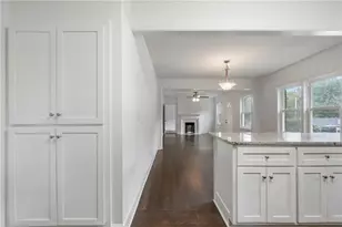 2422 N Decatur Rd, Decatur, GA 30033 - Photo 17