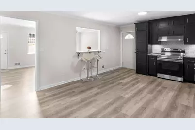 6637 Bedford Road, Rex, GA 30273 - Photo 9