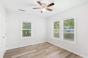 42 Burbank Dr NW, Atlanta, GA 30314 - Photo 17