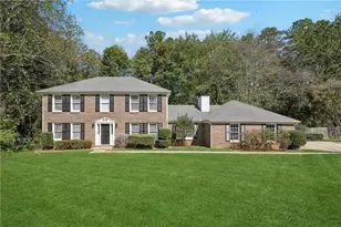 120 Birch Ct, Fayetteville, GA 30214 - Photo 1