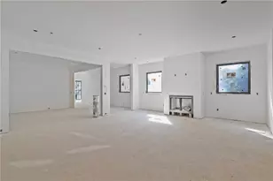 3886 Rains Ct NE, Brookhaven, GA 30319 - Photo 9