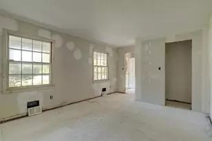 2415 Bankstone Dr SW, Marietta, GA 30064 - Photo 3