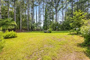 824 Hickory Ridge Rd SW, Lilburn, GA 30047 - Photo 23