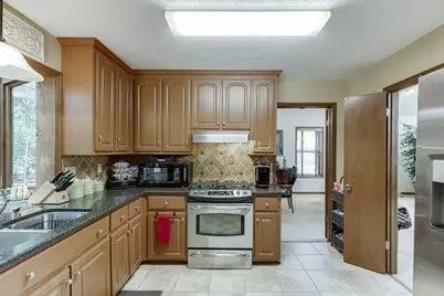 1042 Cedar Forest Court, Stone Mountain, GA 30083 - Photo 17