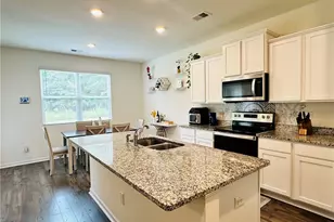 404 Shasta Ct, Hoschton, GA 30548 - Photo 13