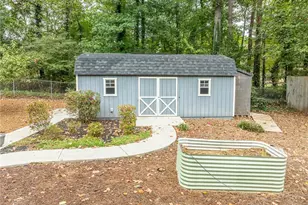 3290 Custer Lake Dr, Marietta, GA 30064 - Photo 47