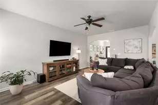 3406 Pennington Dr, Lithonia, GA 30038 - Photo 7