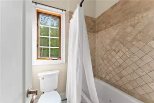 4525 Legacy Ct, Hoschton, GA 30548 - Photo 41