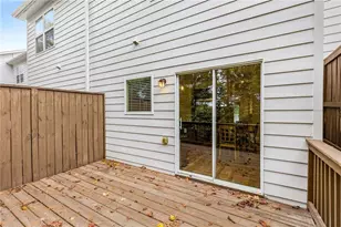 1153 Liberty Pkwy NW, Atlanta, GA 30318 - Photo 19