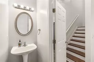 1153 Liberty Pkwy NW, Atlanta, GA 30318 - Photo 23