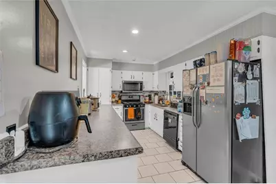 641 Favorwood Drive SW, Marietta, GA 30060 - Photo 21