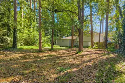 641 Favorwood Drive SW, Marietta, GA 30060 - Photo 7