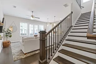 6609 Sterling Dr, Atlanta, GA 30328 - Photo 15