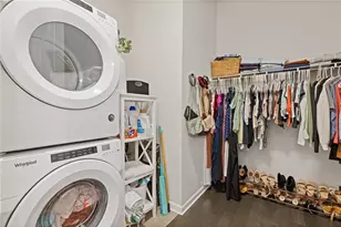 6609 Sterling Dr, Atlanta, GA 30328 - Photo 19