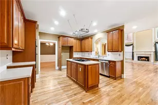 2115 Sugarstone Ct, Lawrenceville, GA 30043 - Photo 7