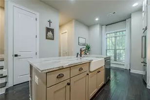 243 Franklin Rd, Atlanta, GA 30342 - Photo 19