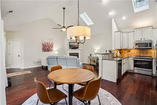 206 Oakleaf Dr, Acworth, GA 30102 - Photo 9