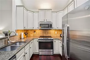 206 Oakleaf Dr, Acworth, GA 30102 - Photo 11