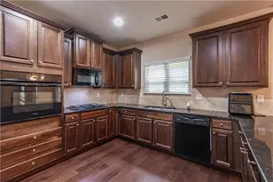 5785 Sawgrass Cir, Lithonia, GA 30038 - Photo 17