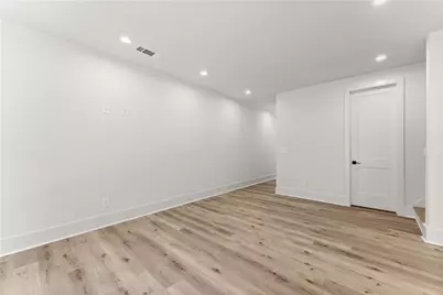 372 Forrest Avenue, Gainesville, GA 30501 - Photo 7