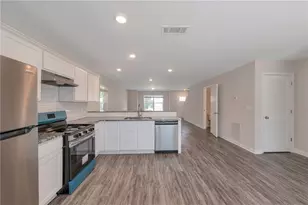 328 Ashigan St, Union City, GA 30291 - Photo 11