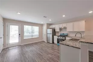 328 Ashigan St, Union City, GA 30291 - Photo 9