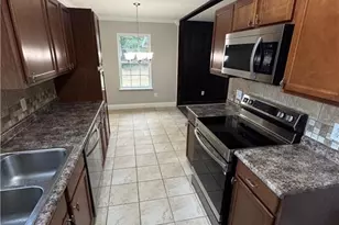 1621 Meadowood Dr, Waycross, GA 31503 - Photo 5