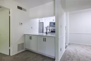 223 Tuxworth Cir, Decatur, GA 30033 - Photo 17