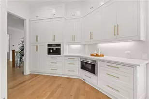 955 Tiverton Ln, Johns Creek, GA 30022 - Photo 9