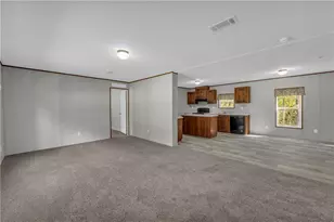 596 Pinetree Cir, Maysville, GA 30558 - Photo 7