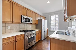 401 Iona Abbey Ct, Smyrna, GA 30082 - Photo 13