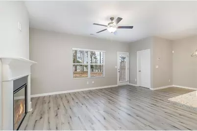 7662 Gray Pointe Drive, Lithonia, GA 30058 - Photo 11